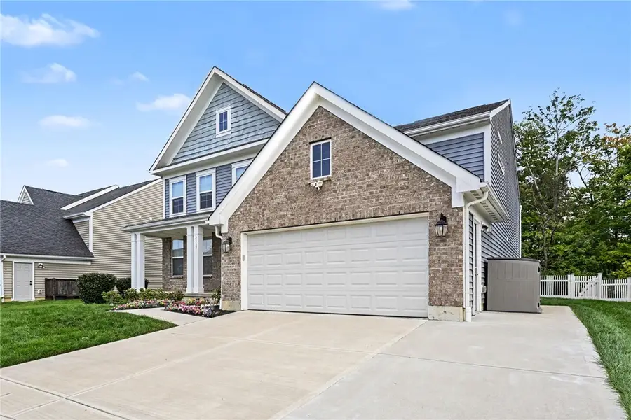 2112 Silver Linden Drive, Tipp City, OH 45371 - #3