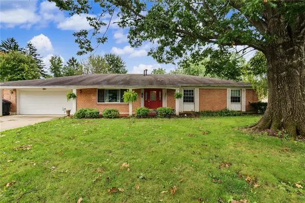 1022 E Rahn Road, Centerville, OH 45429