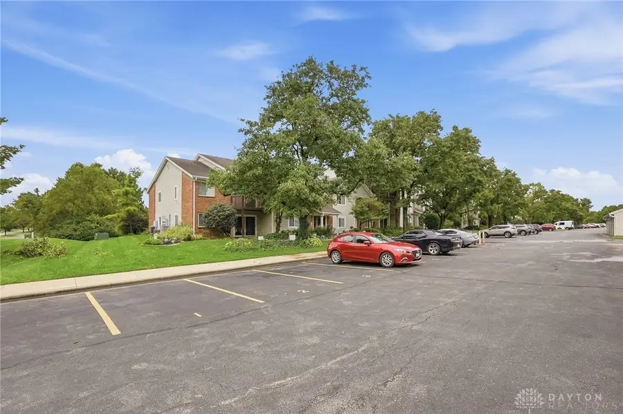 1520 Lake Pointe Way #1, Centerville, OH 45459 - #2