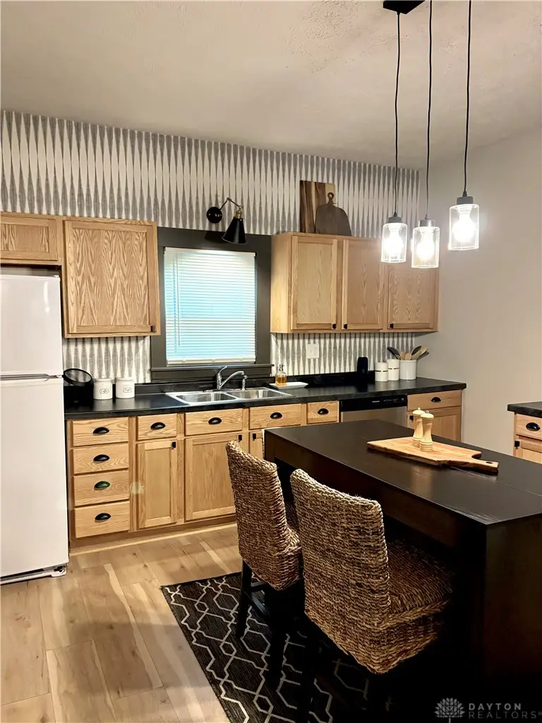 136 Dover Street, Dayton, OH 45410 - #3