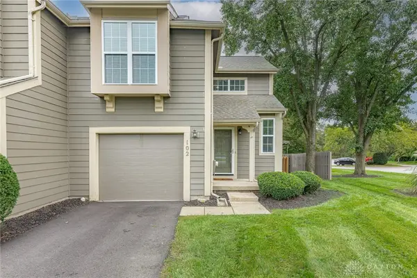 102 Nantucket Landing, Washington Twp, OH 45458