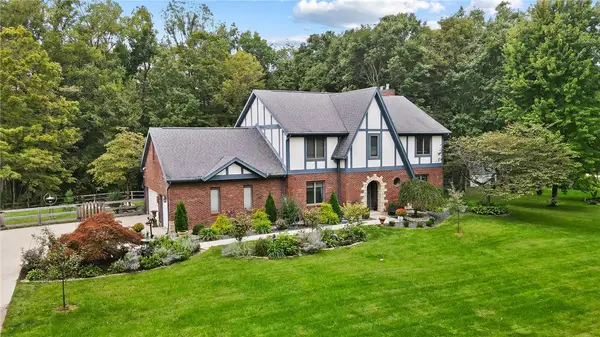 1079 Berryhill Road, Bellbrook, OH 45305