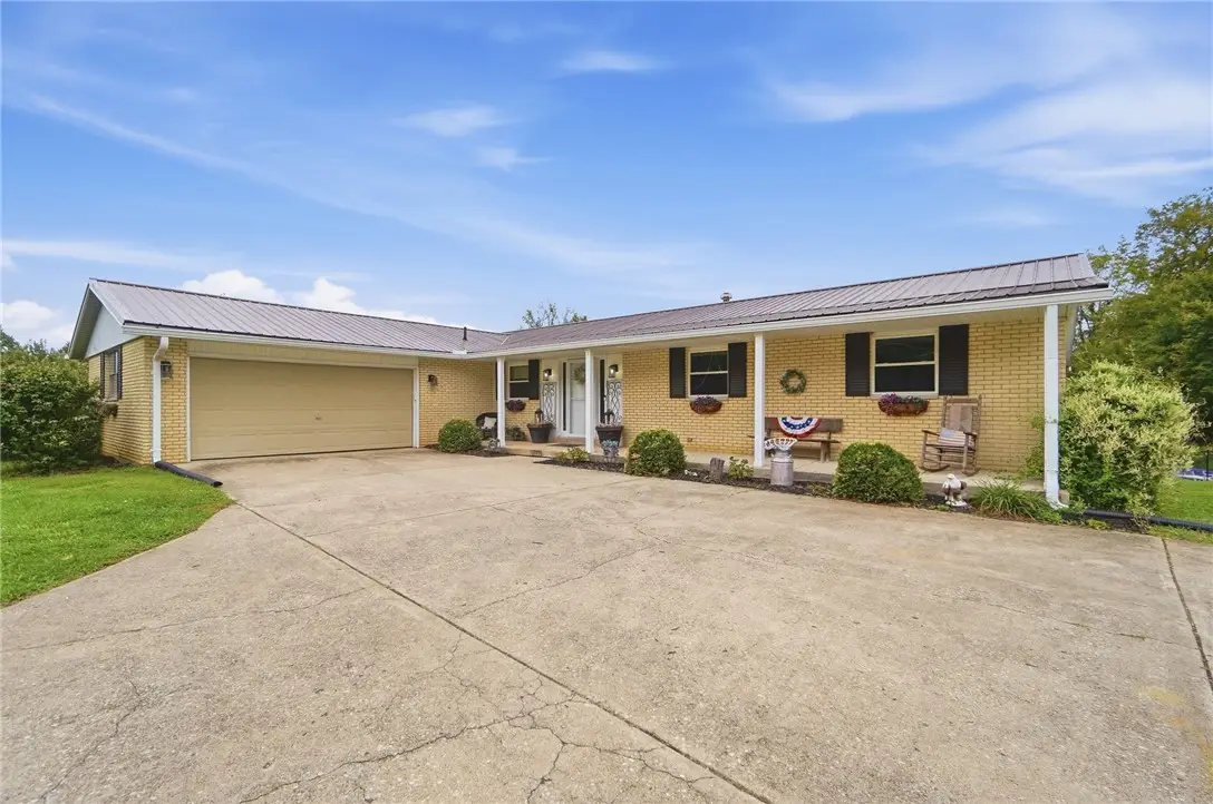 650 Sheffield Drive, Springfield, OH 45506 - #1