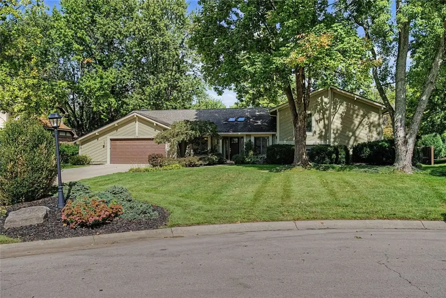 1381 Hickoryview Court, Washington, OH 45458 - #3
