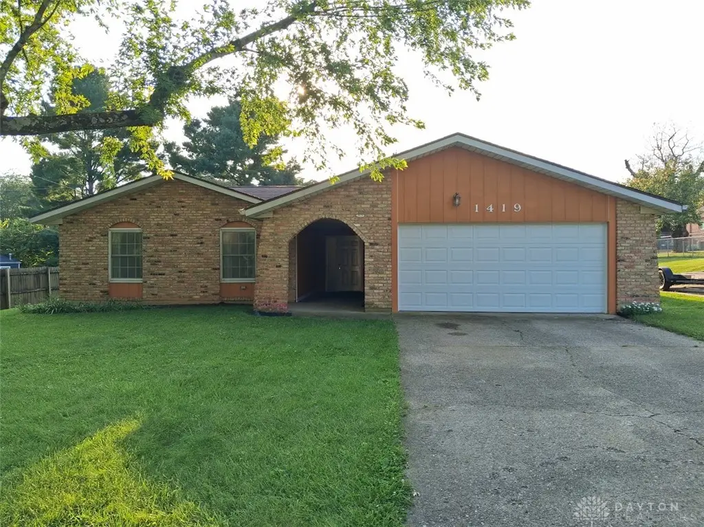 1419 Arlington Drive, Fairborn, OH 45324 - #1