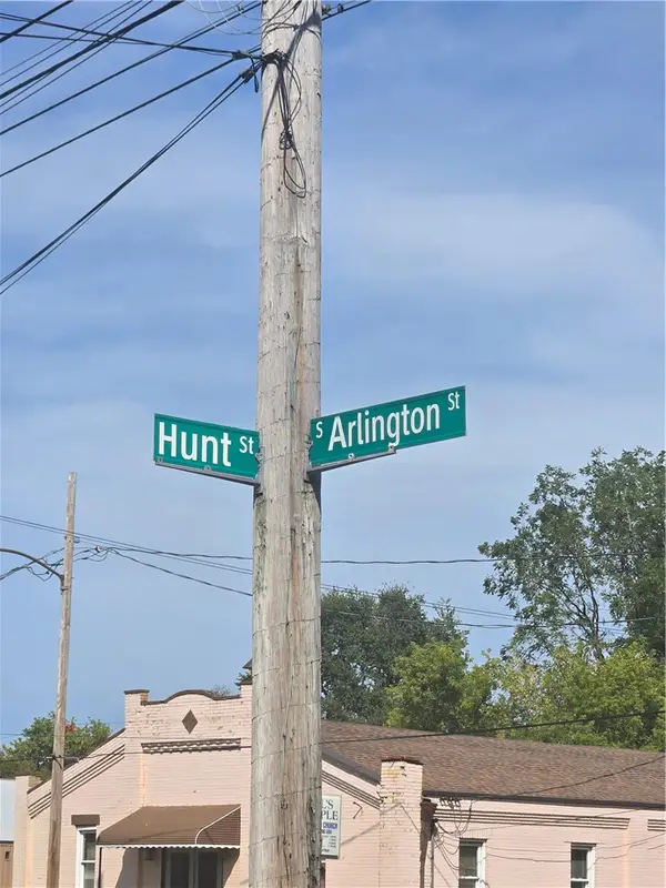 969 Hunt St, Akron, OH 44306