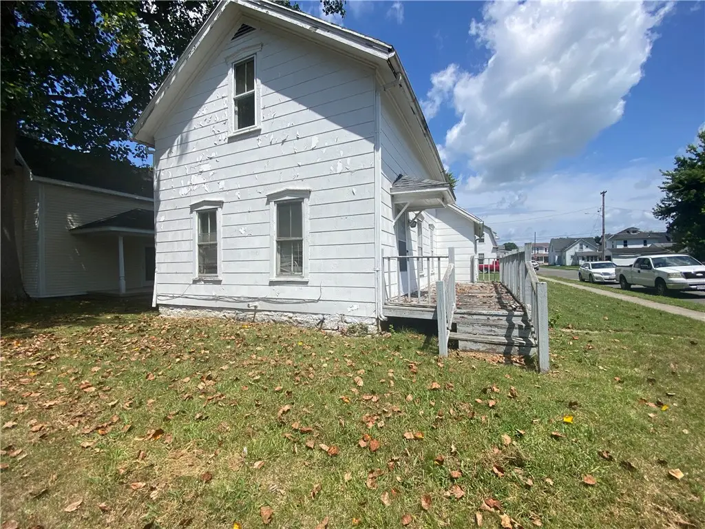 900 W Water Street, Piqua, OH 45356 - #1