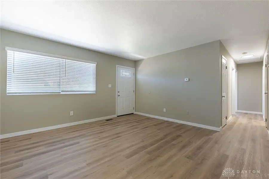 1530 S Alex Road, West Carrollton, OH 45449 - #3