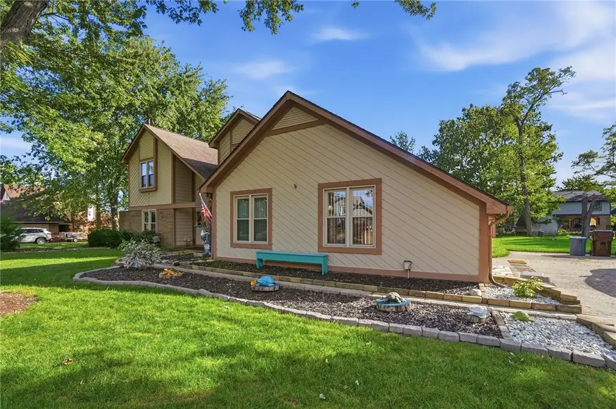 3366 Sea Turtle Drive, Butler, OH 45414 - #2