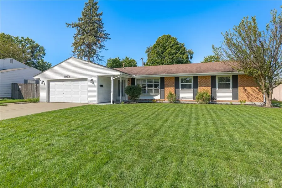 5933 Carnation Road, West Carrollton, OH 45449 - #2