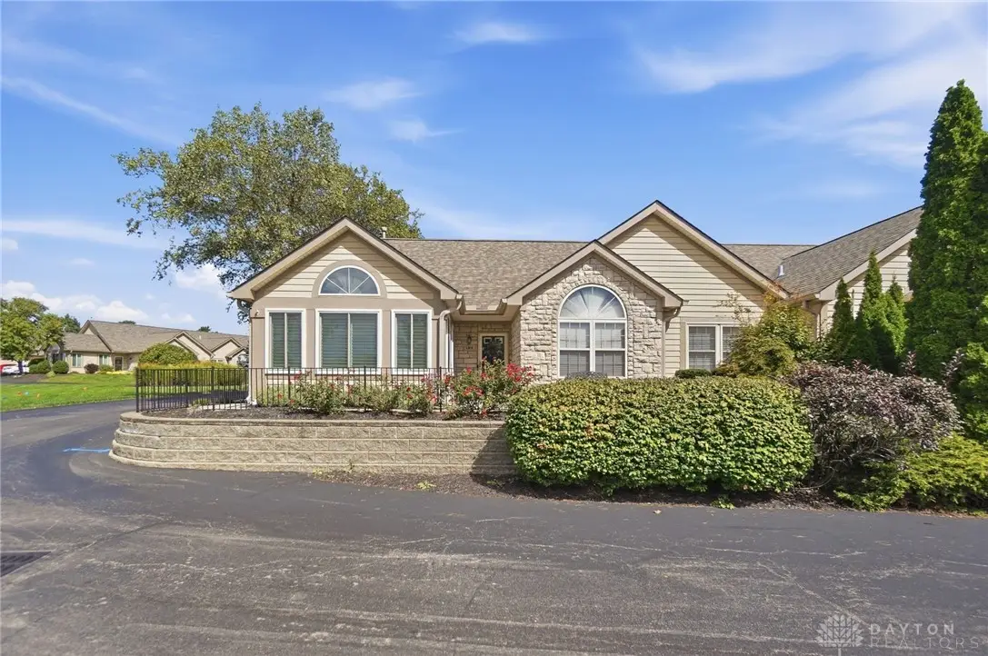 124 Villa Pointe Drive, Springboro, OH 45066 - #1