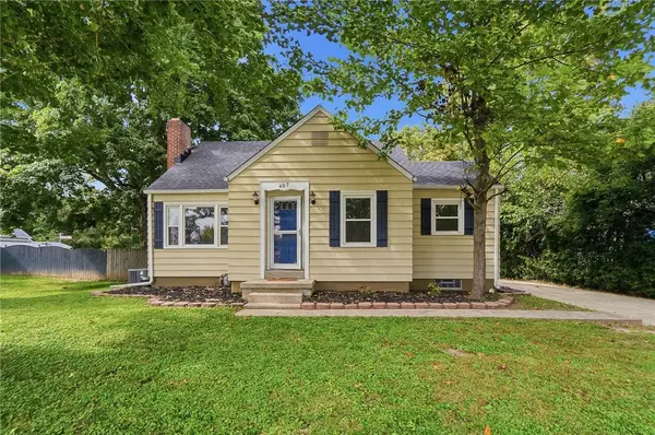 407 W Lomar Avenue, Carlisle, OH 45005