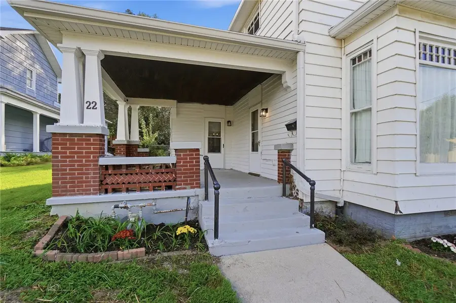 22 S Limestone Street, Jamestown, OH 45335 - #2