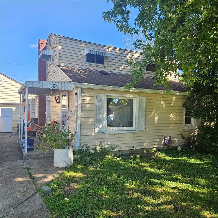 121 Powell Avenue, Fairborn, OH 45324 - #1