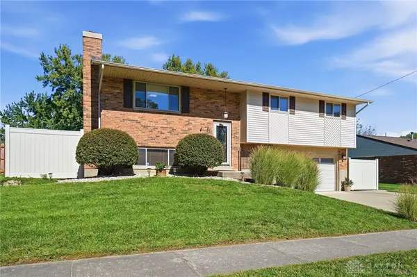 421 Greenport Drive, West Carrollton, OH 45449