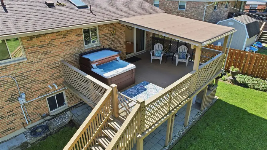 421 Greenport Drive, West Carrollton, OH 45449 - #3
