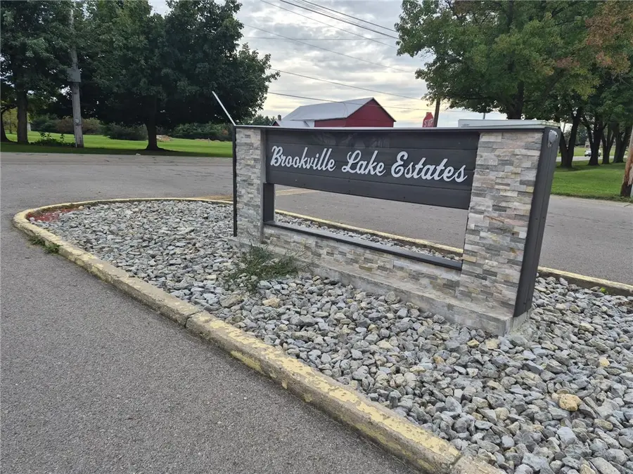 51 Estate Dr., Brookville, OH 45309 - #3