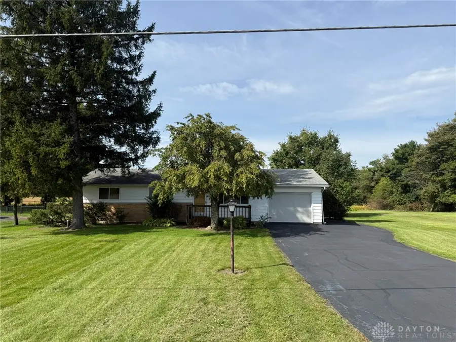 1571 Clayton Road, Brookville, OH 45309 - #2