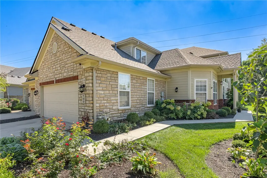 700 Mackenzie Court, Centerville, OH 45458 - #1