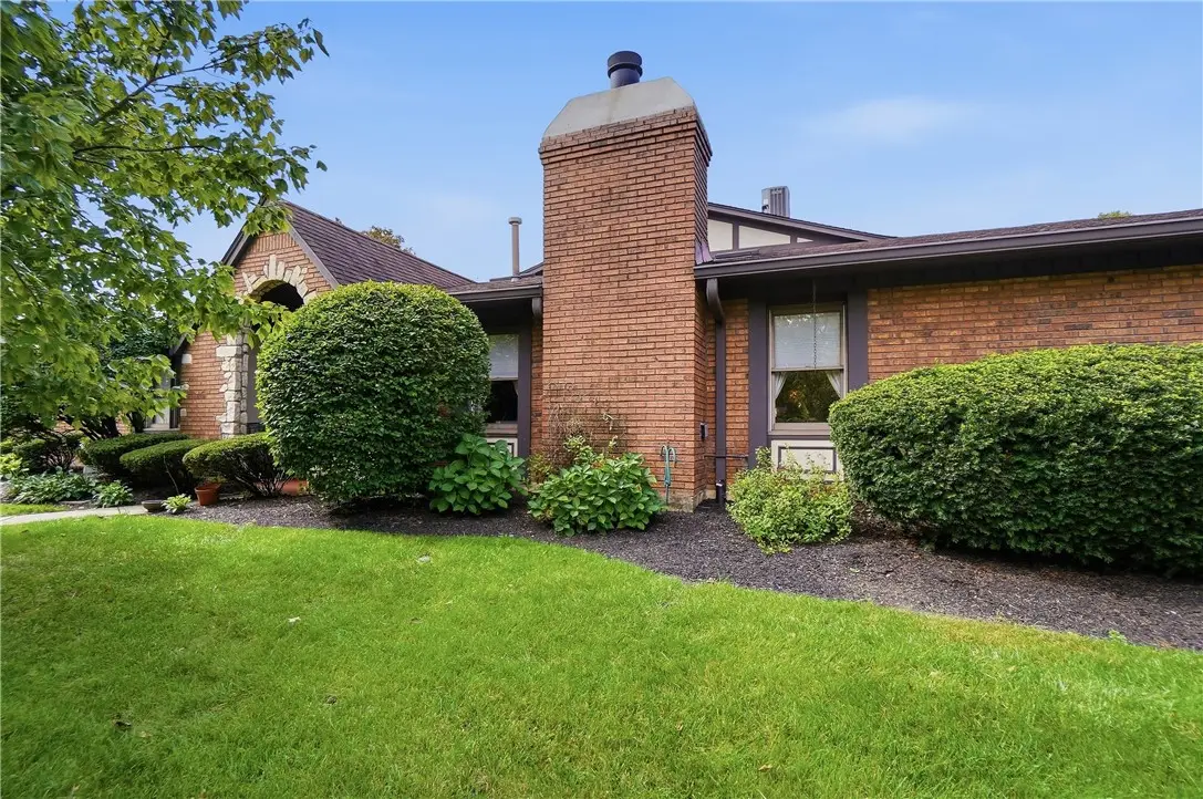 7061 Fallen Oak, Centerville, OH 45459 - #1