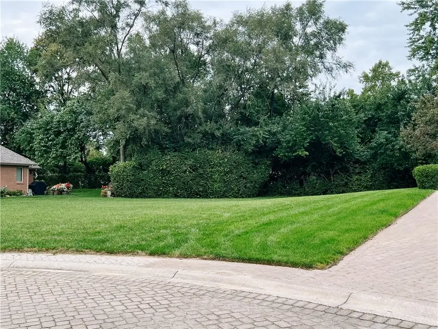 5725 Stone Lake Drive, Centerville, OH 45459 - #3