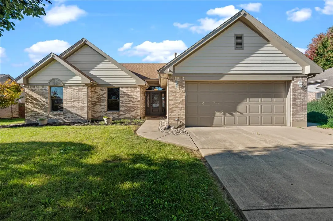 6854 Sun Ridge Drive, Waynesville, OH 45068 - #1
