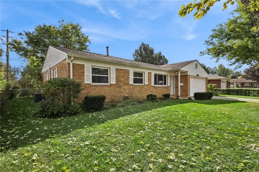 7106 Chatlake Drive, Huber Heights, OH 45424 - #3