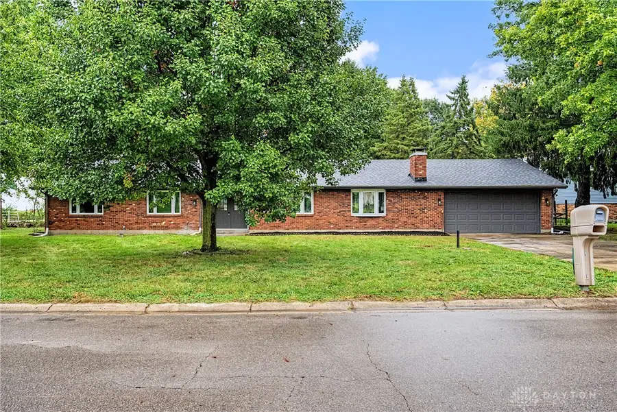 5705 Allen Park Drive, Tipp City, OH 45371 - #3