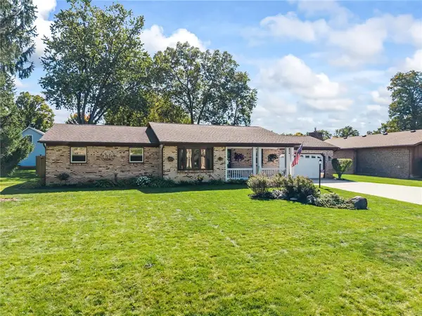 434 Woodlawn Drive, Tipp City, OH 45371