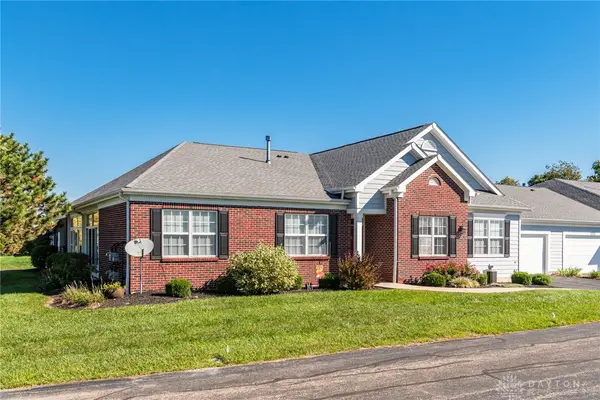 2730 Cedarbrook Way, Dayton, OH 45431