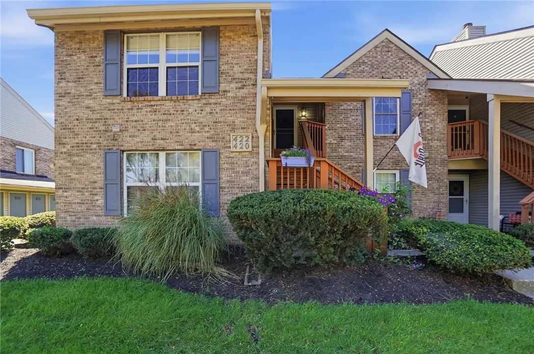 422 Waterfront Place, Washington, OH 45458 - #1