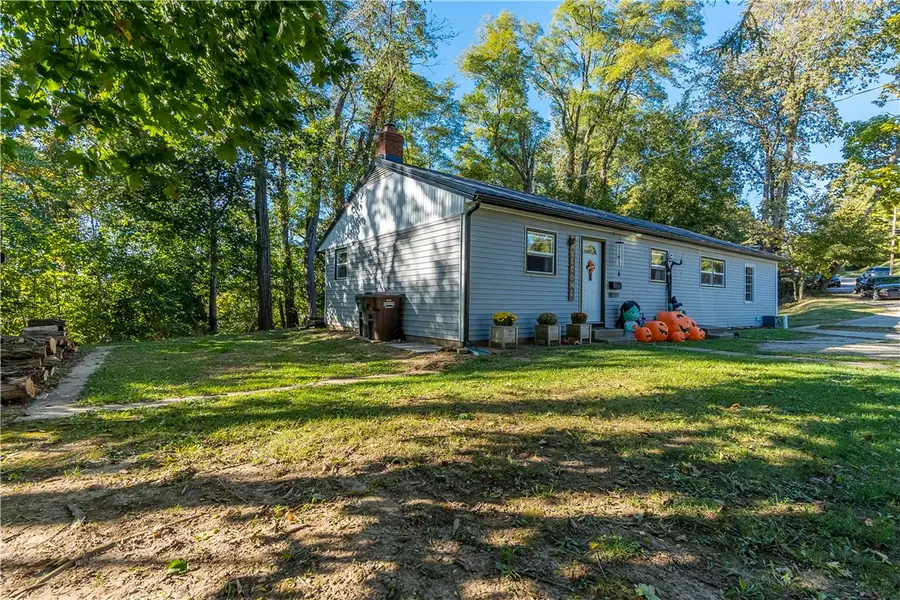 321 Oldham Avenue, Sidney, OH 45365 - #3