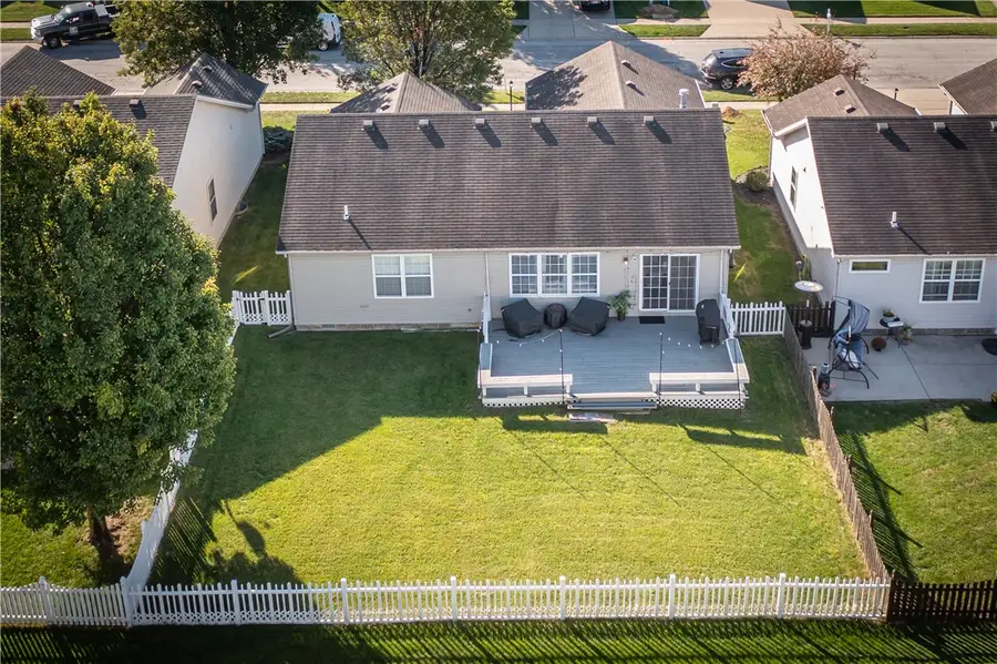 9227 Sawgrass Drive, Miamisburg, OH 45342 - #2