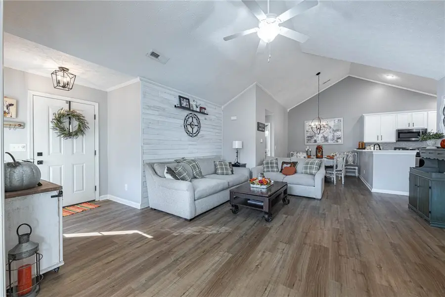 16 Scarborough Village Drive, Dayton, OH 45458 - #3