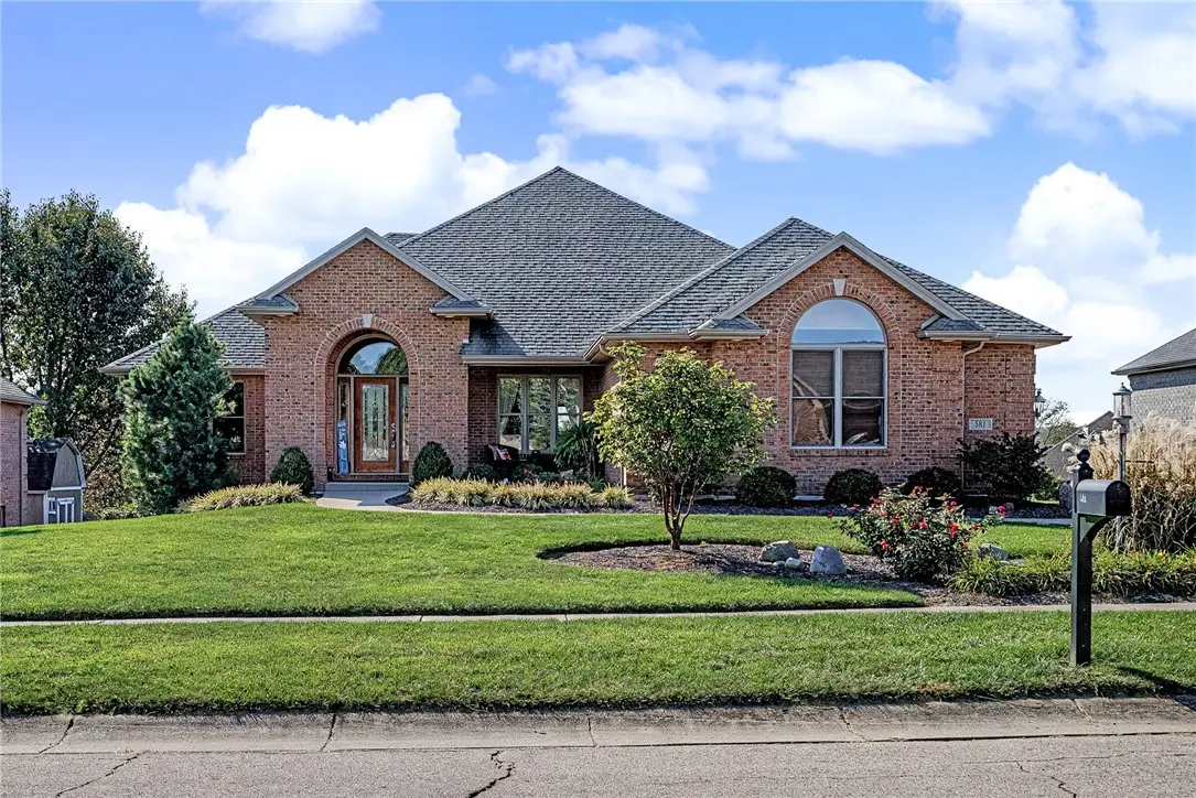 381 Sunset Drive, Carlisle, OH 45005 - #1