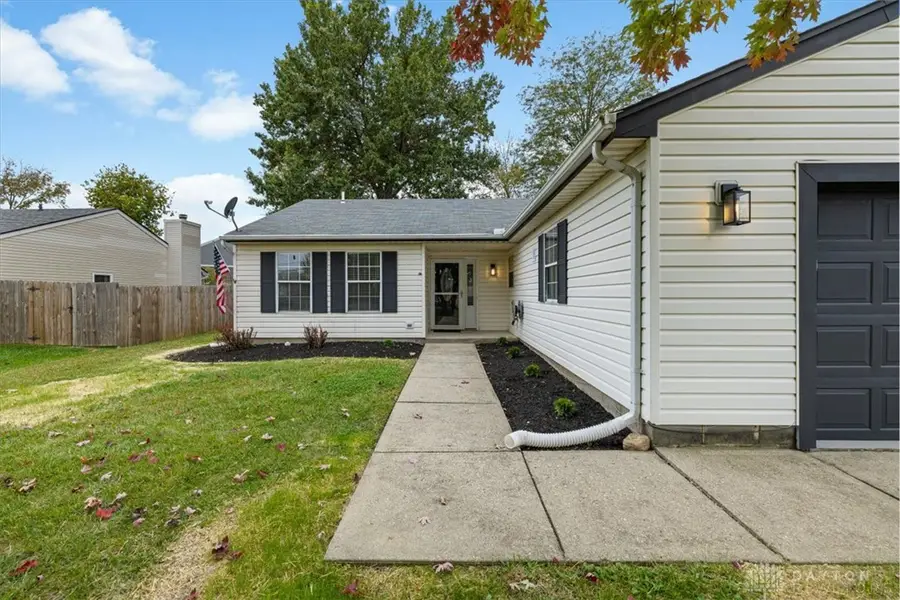 919 Joy Drive, Liberty, OH 45050 - #3