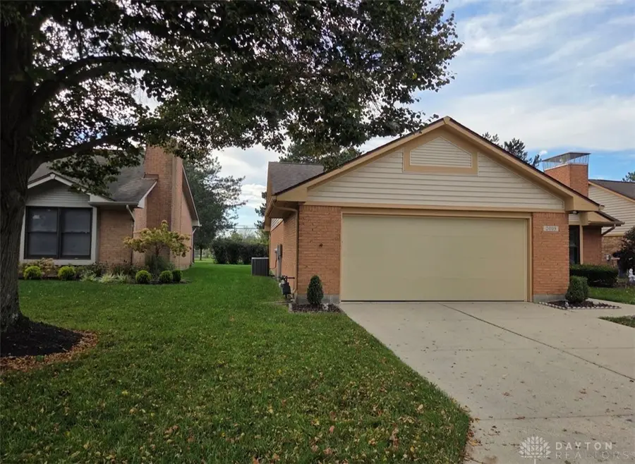 2005 Crosswind Court, Englewood, OH 45322 - #2