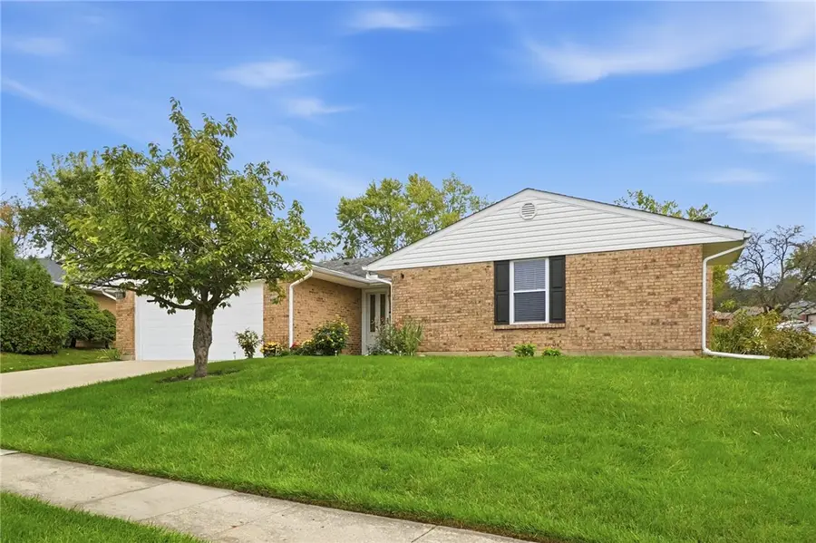 7600 Rainview Court, Dayton, OH 45424 - #2