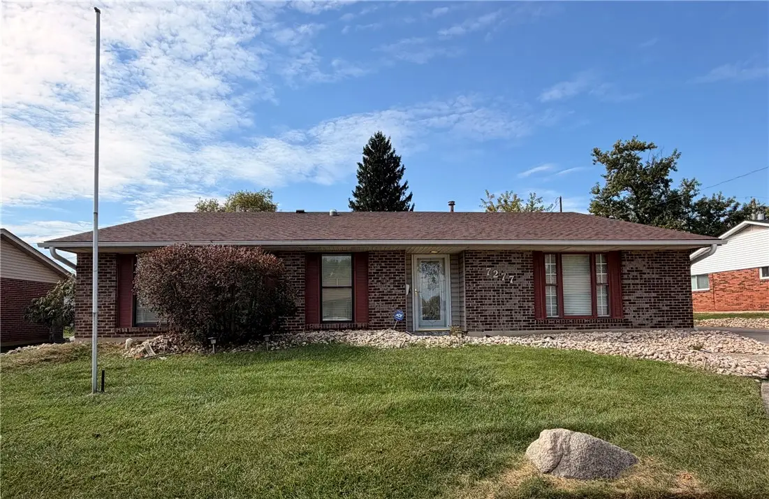 7277 Claircrest Drive, Huber Heights, OH 45424 - #1