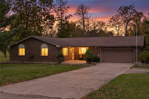 10913 Mile Road, New Lebanon, OH 45345