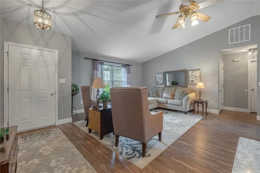 1340 Jasper Road, Xenia, OH 45385 - #3