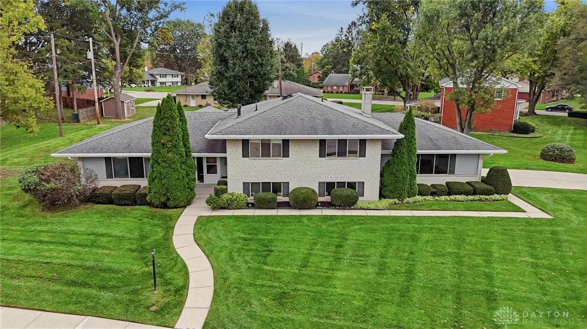 386 Silvertree Lane, Centerville, OH 45459 - #1