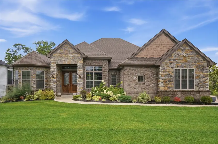 8009 Bennington Drive, West Chester, OH 45241 - #3