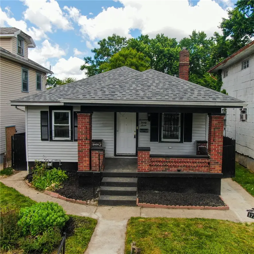1727 W Riverview Avenue, Dayton, OH 45402 - #1