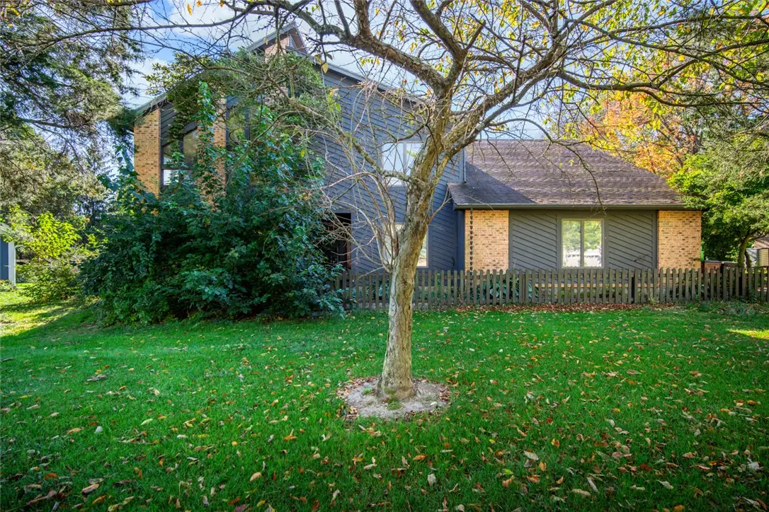 699 Highpoint Drive, Springboro, OH 45066 - #1