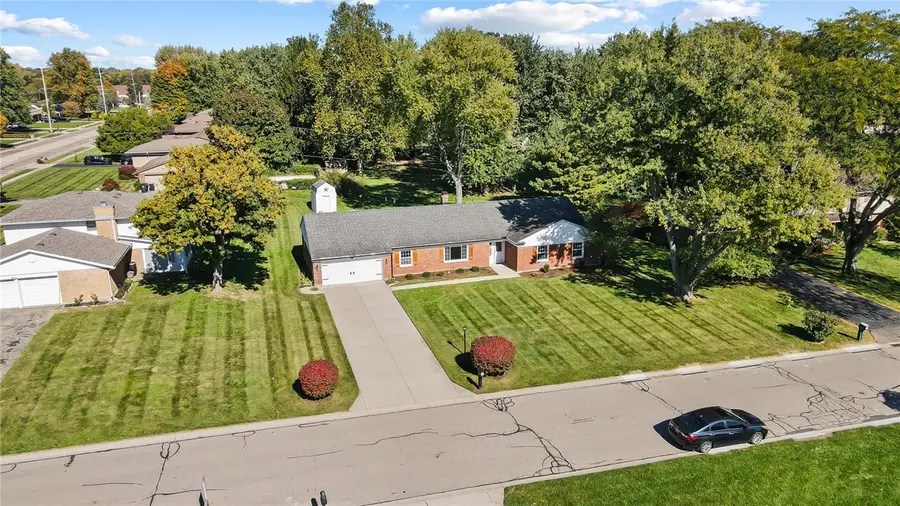 707 Kings Row Avenue, Dayton, OH 45429 - #2