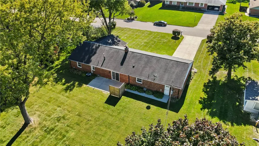 707 Kings Row Avenue, Dayton, OH 45429 - #3