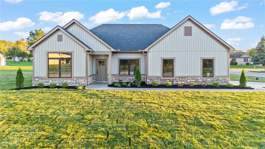 3301 Nadene Circle, Piqua, OH 45356 - #2