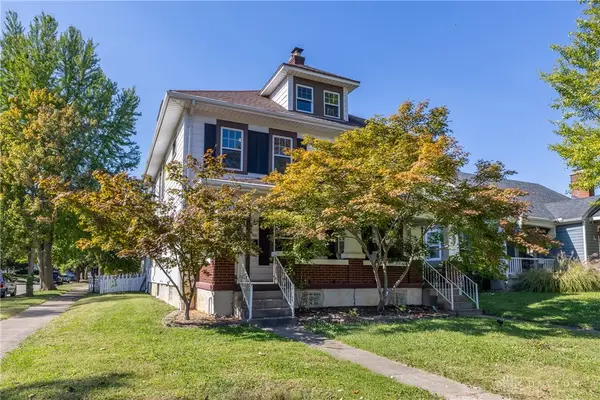 1923 Shroyer Road, Oakwood, OH 45419