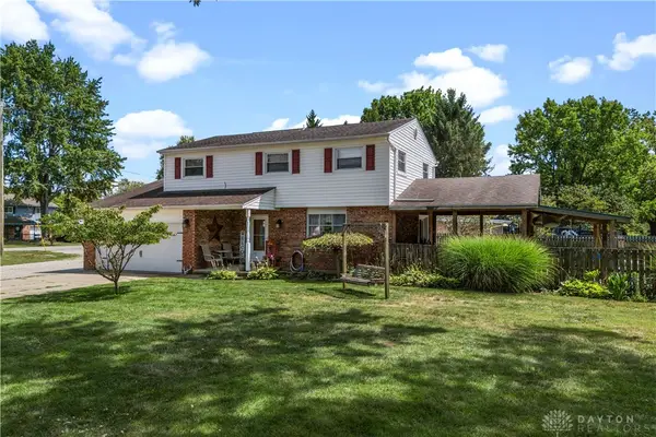 8878 Twincreek Drive, Franklin, OH 45005
